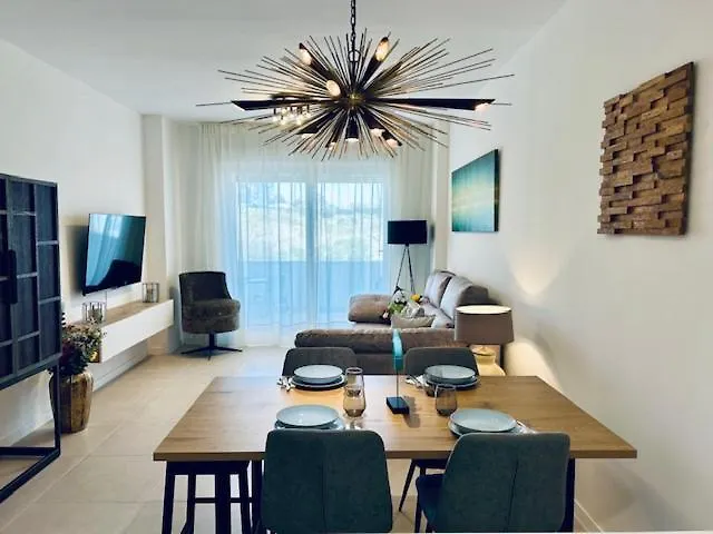 Beautiful Brand New - Estepona Beach Side Apartment İspanya